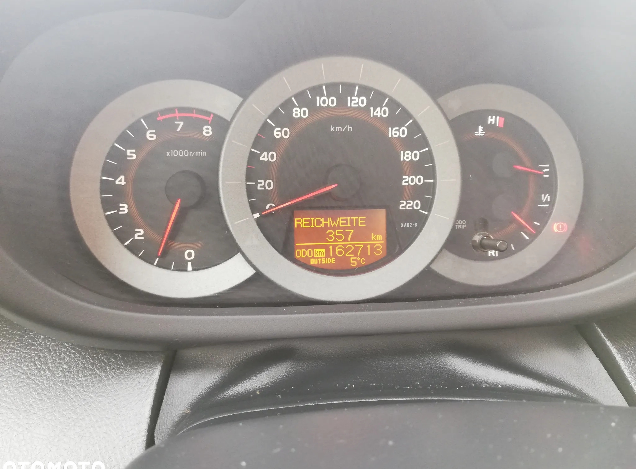 Toyota RAV4 cena 41900 przebieg: 162700, rok produkcji 2009 z Piastów małe 352